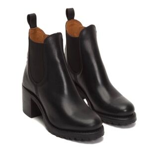 Frye Sabrina black leather chelsea pull on ankle boots block heel size 8